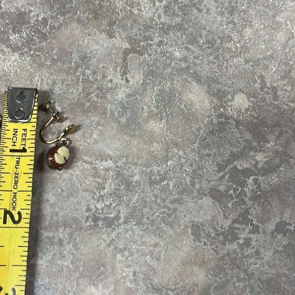 Fleur-de-lis cameo vintage  - Picture 3 of 5